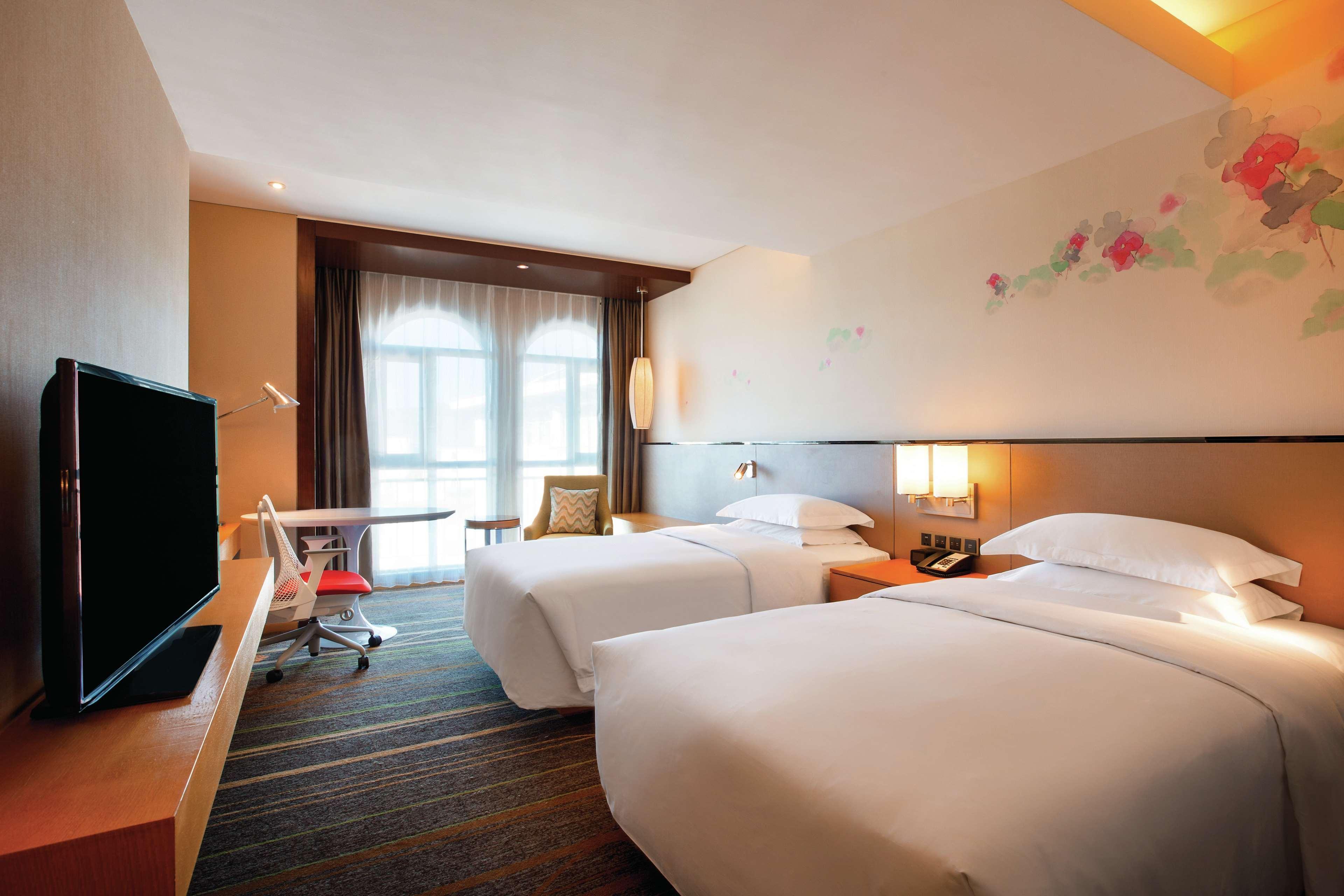 Hilton Garden Inn Lijiang Ліцзян Екстер'єр фото