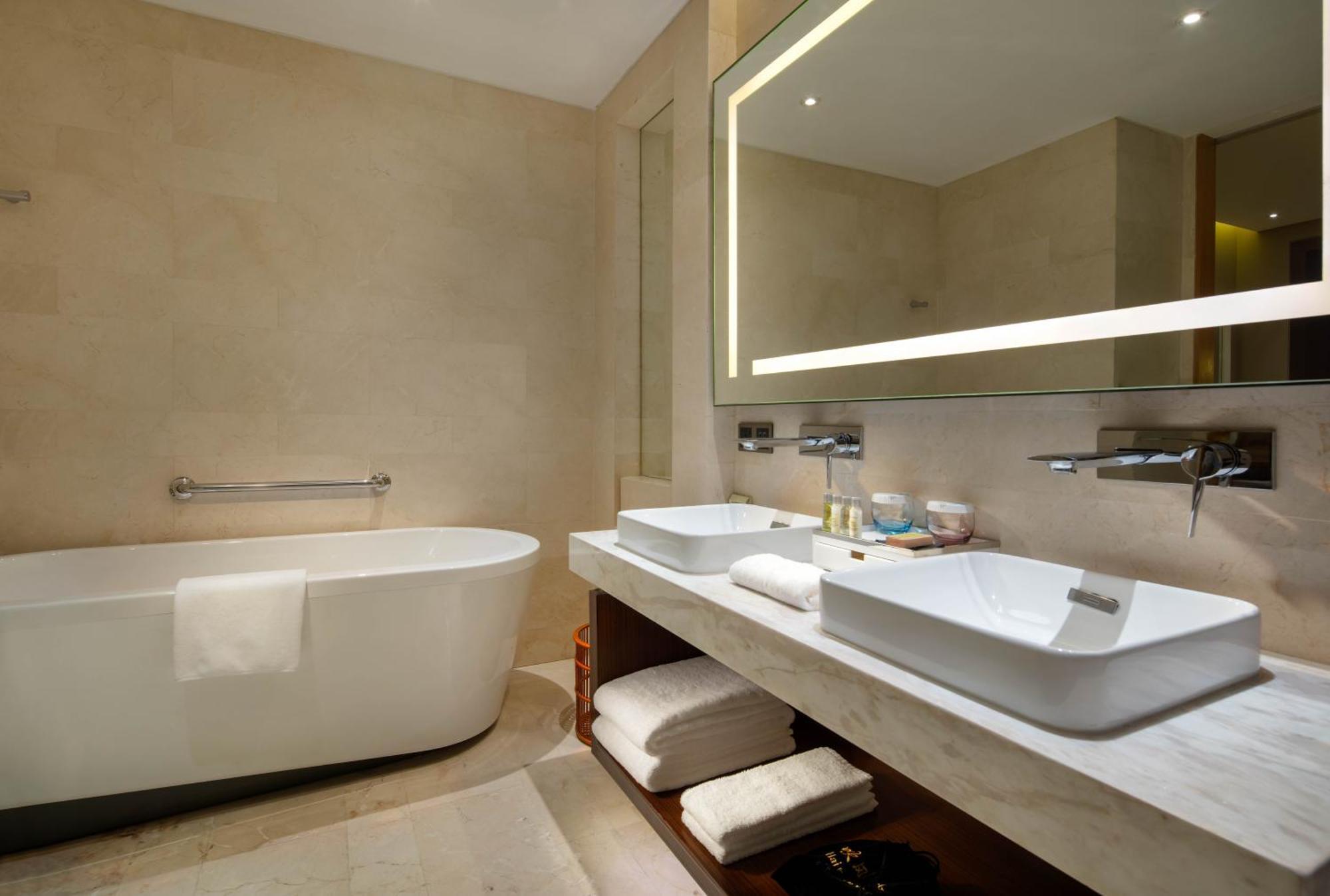 Hilton Garden Inn Lijiang Ліцзян Екстер'єр фото
