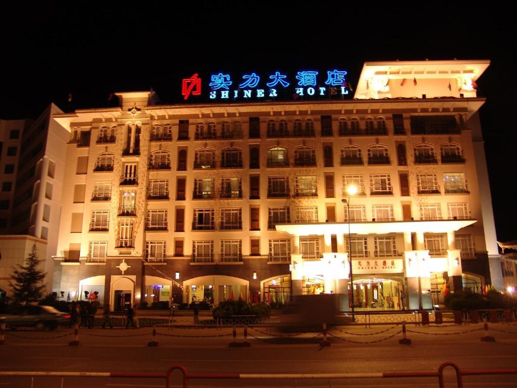 Hilton Garden Inn Lijiang Ліцзян Екстер'єр фото